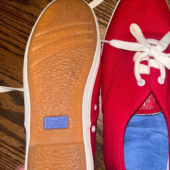 Classic KEDS! Bright red!Practically new! So cute and practical - Picture 6 of 6